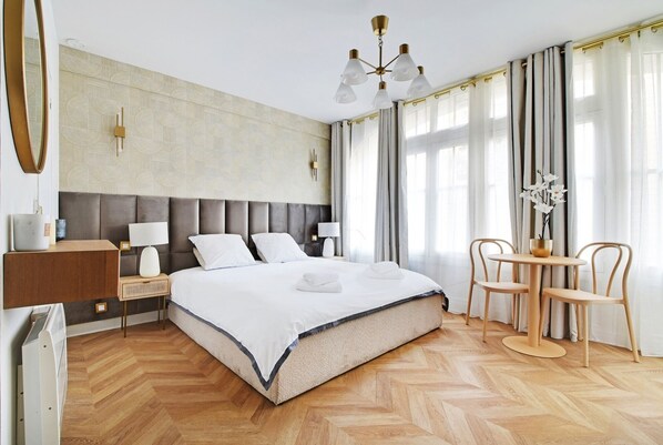 1 bedroom, WiFi, bed sheets