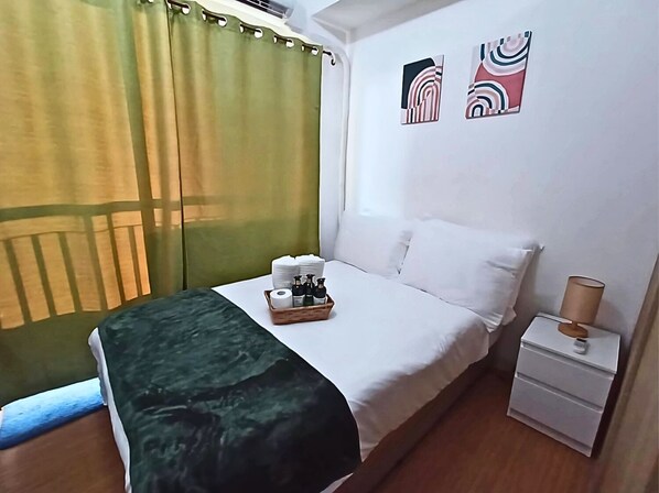 1 habitación, wifi y ropa de cama