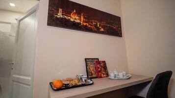 Zimmersafe, individuell dekoriert, individuell eingerichtet