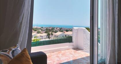 House with private pool and ocean view