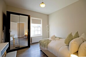 Tabla de planchar con plancha y wifi gratis