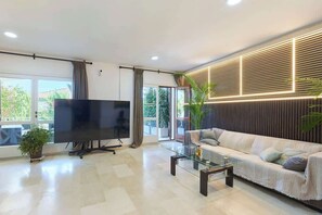 TV