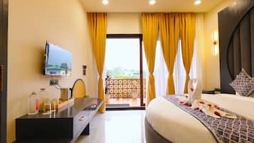 Mussoorie View Room | Egyptian cotton sheets, premium bedding, down duvets, minibar