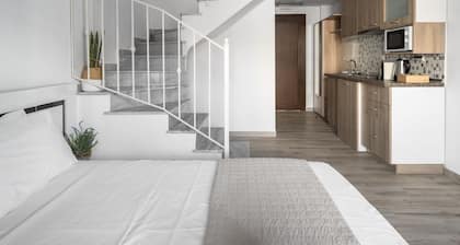 Azur Residences, Nilie Hospitality MGMT