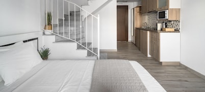 Azur Residences, Nilie Hospitality MGMT