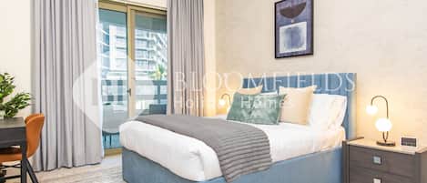 2 bedrooms, in-room safe, iron/ironing board, free WiFi