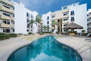 Utomhuspool