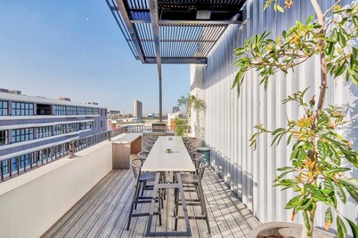 Modern Studio in The Harri - Co-Working in the CBD