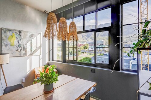 Modern Studio in The Harri - Co-Working in the CBD