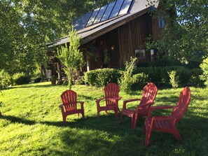 المنطقة المحيطة بالمنشأة