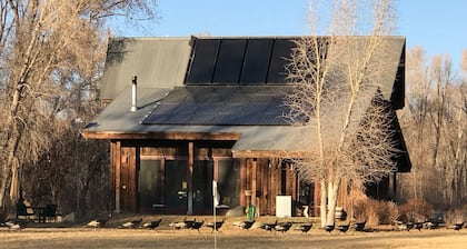 Oso Verde Ranch, a natural oasis, is located just a mile from downtown Mancos