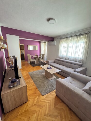 L's Apartment Ohrid: Cozy, A/C, parking, 300m from center – perfect stay!