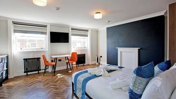 1 bedroom, iron/ironing board, free WiFi