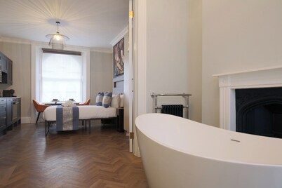 Imperial York Street Apartments