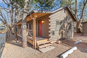 Exterior - Timber Lodge Cabin #18 (Colorado Springs)