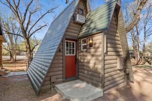 Exterior detail - Timber Lodge Cabin #22 (Colorado Springs)