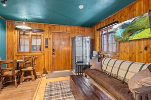 Smart TV - Timber Lodge Cabin #30 (Colorado Springs)