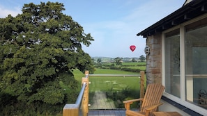 Cottage | Property grounds - High View Meadows (Carnforth)