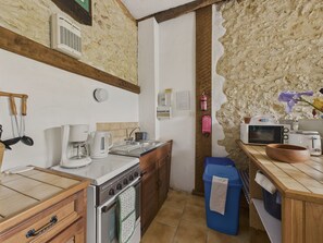 雪櫃、微波爐、焗爐、咖啡機/沖茶器