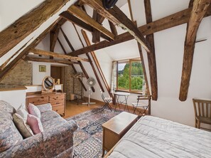 2 bedrooms, free WiFi