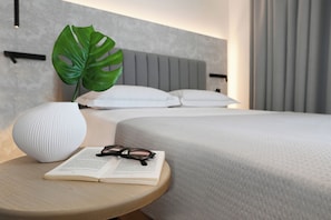 Deluxe Double Room, Balcony | In-room safe, desk, laptop workspace, soundproofing