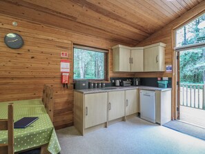 Dishwasher, cookware/dishes/utensils