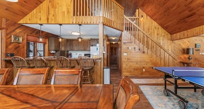 Lakefront Retreat on Lac Vieux Desert