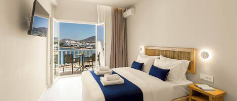 Doppia Superior, balcone, vista mare | Cassaforte in camera, Wi-Fi gratuito