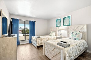 2 habitaciones, escritorio, tabla de planchar con plancha y wifi gratis 