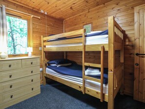 4 bedrooms, individually decorated, individually furnished