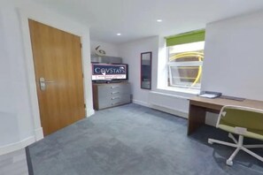Unclassified image, 3 of 16, button - CovStays – Victoria House - Deluxe Studios in Coventry City Centre (Coventry)