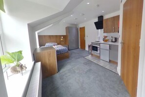 Room - CovStays – Victoria House - Deluxe Studios in Coventry City Centre (Coventry)