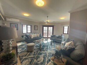 Deluxe Condo, Balcony, City View | Premium bedding, down duvets, pillow-top beds, individually decorated - Mango restaurant and apartment hotel (Zanzibar Town)