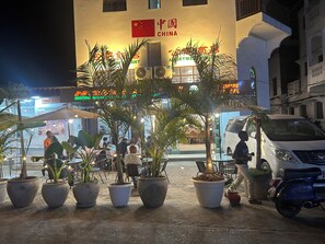 Exterior - Mango restaurant and apartment hotel (Zanzibar Town)