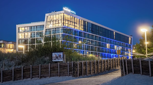 Front of property - Apartamenty Sun & Snow Marine (Kolobrzeg)