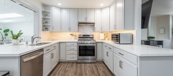 Lake Haven- Spacious 5-bedroom, Kings Beach, 12 guests- pet friendly