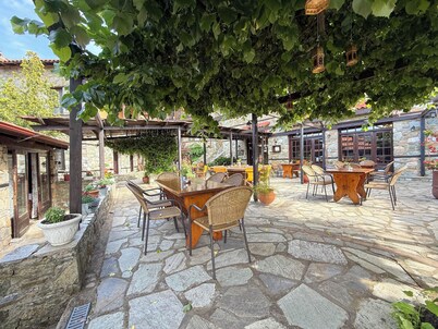 Pliades Traditional Guesthouse