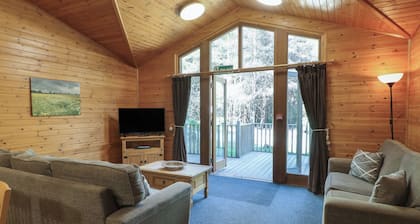 Cedar Lodge