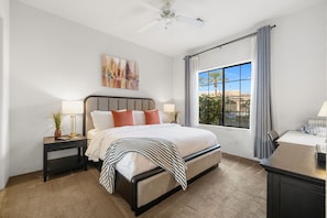 1 chambre, fer et planche à repasser, lit parapluie, Wi-Fi gratuit