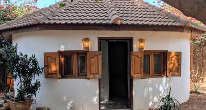 Chez AnaĂŻs - detached house in a large garden 500m from the sea