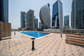 Outdoor pool - Zapbed House-ONT 405 (Dubai)