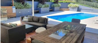 Spacious Gold Coast Retreat | Sleeps 12 | Nature & Close to Attractions