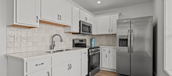 Beach Cottages #4-Pet Friendly Condo in Atlantic Beach