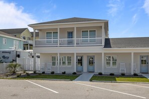 Exterior - Beach Cottages #4-Pet Friendly Condo in Atlantic Beach (Atlantic Beach)
