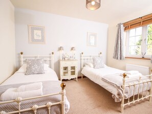 5 bedrooms, individually decorated, individually furnished, free WiFi