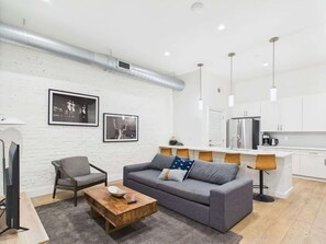 Smart TV, offices