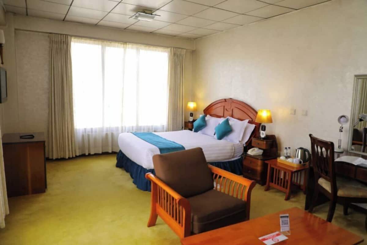 1 bedroom, desk, laptop workspace, free WiFi