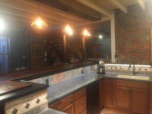 Micro-ondas, fogão, cooktop, lava-louças