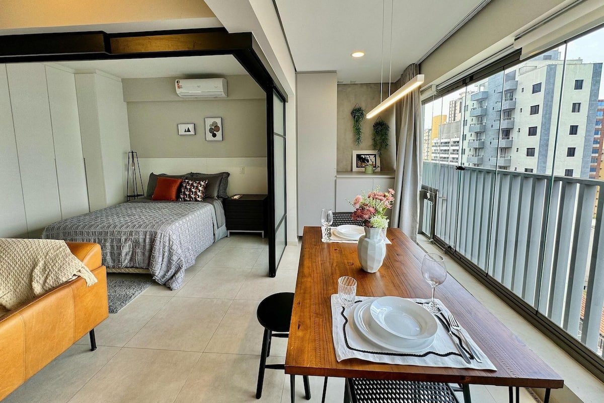 1 bedroom, premium bedding, free WiFi, bed sheets