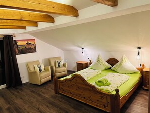 3 bedrooms, WiFi, bed sheets - Divija Haus: Family Holiday with Mountain Views in the Allgäu Alps (Pfronten)